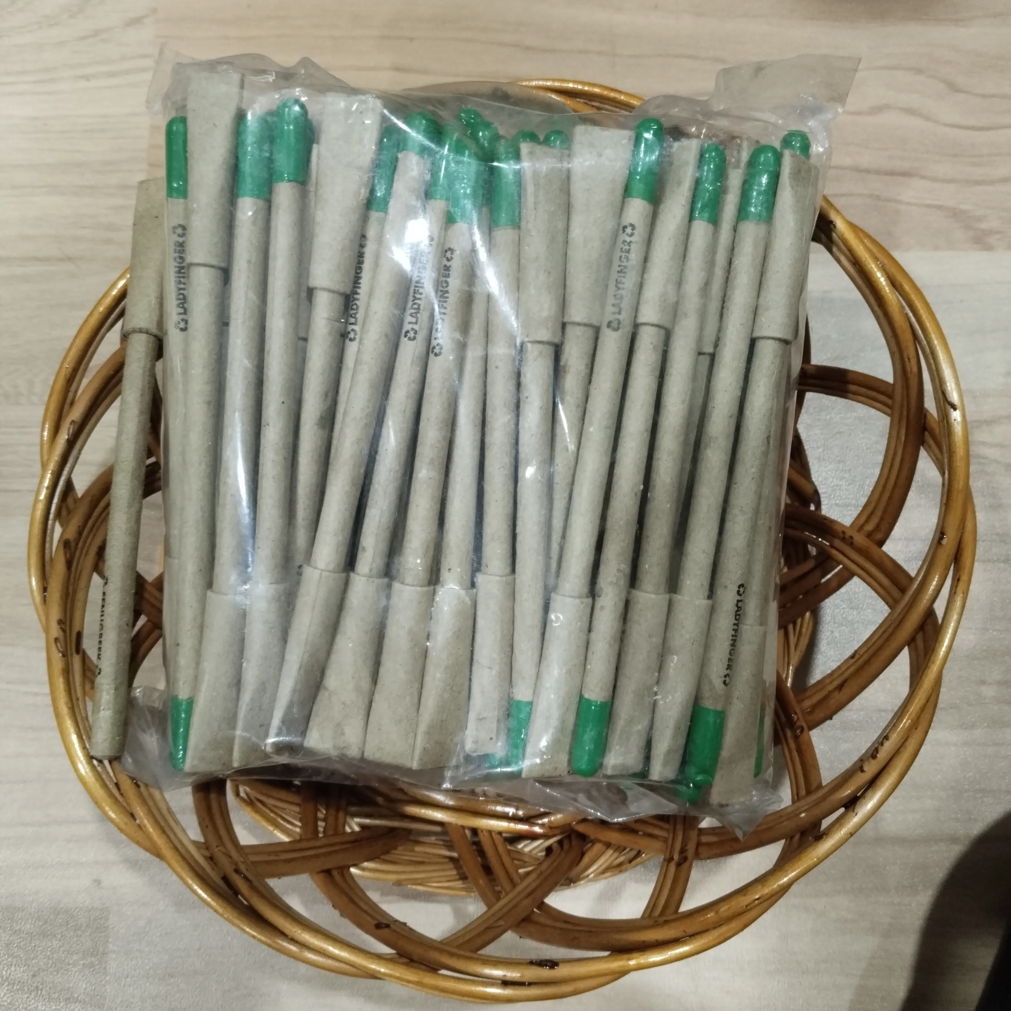 Pack of 100 Pens made naturally